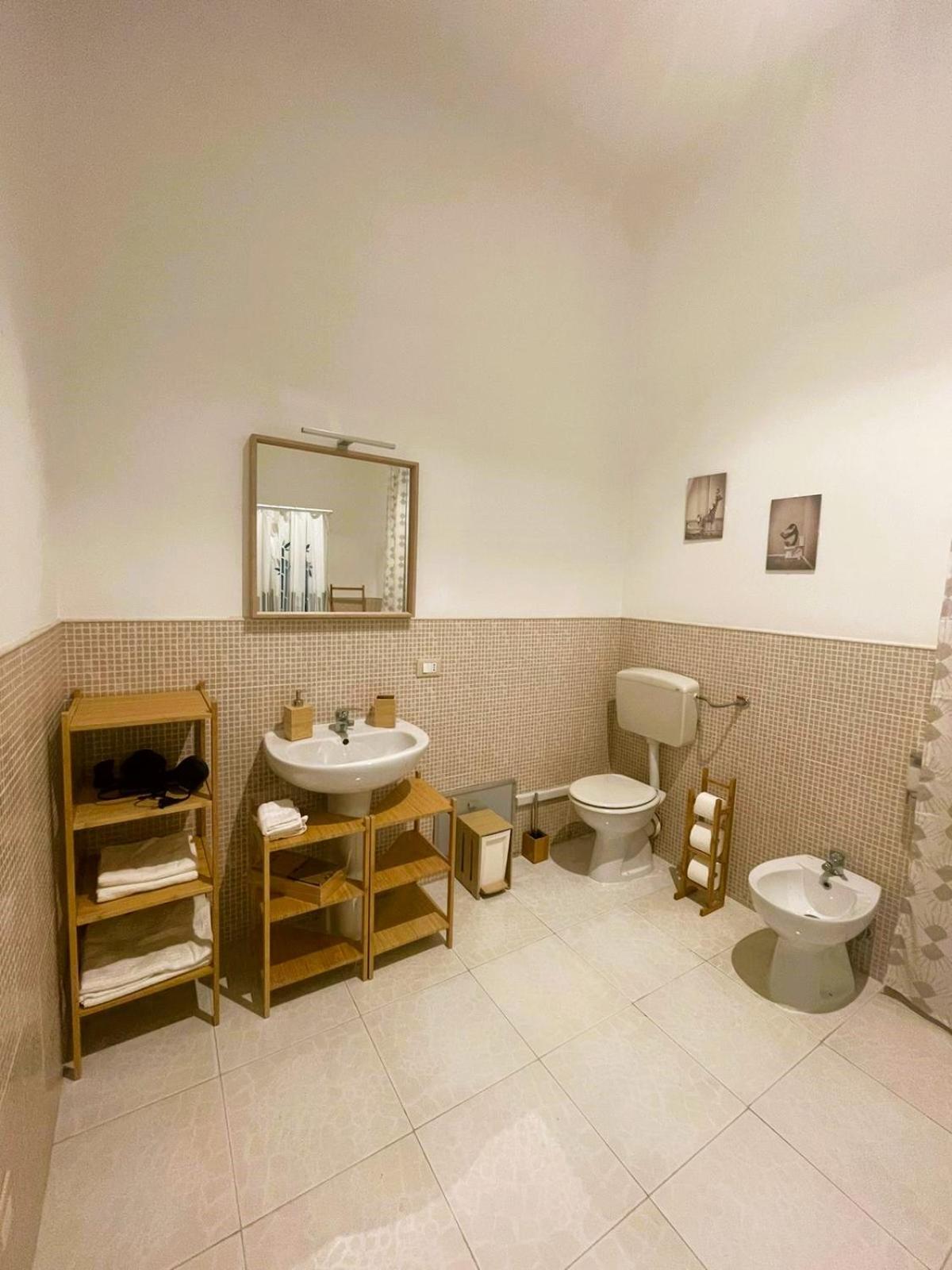 Olivuzza Rooms In Apartment Палермо Екстериор снимка