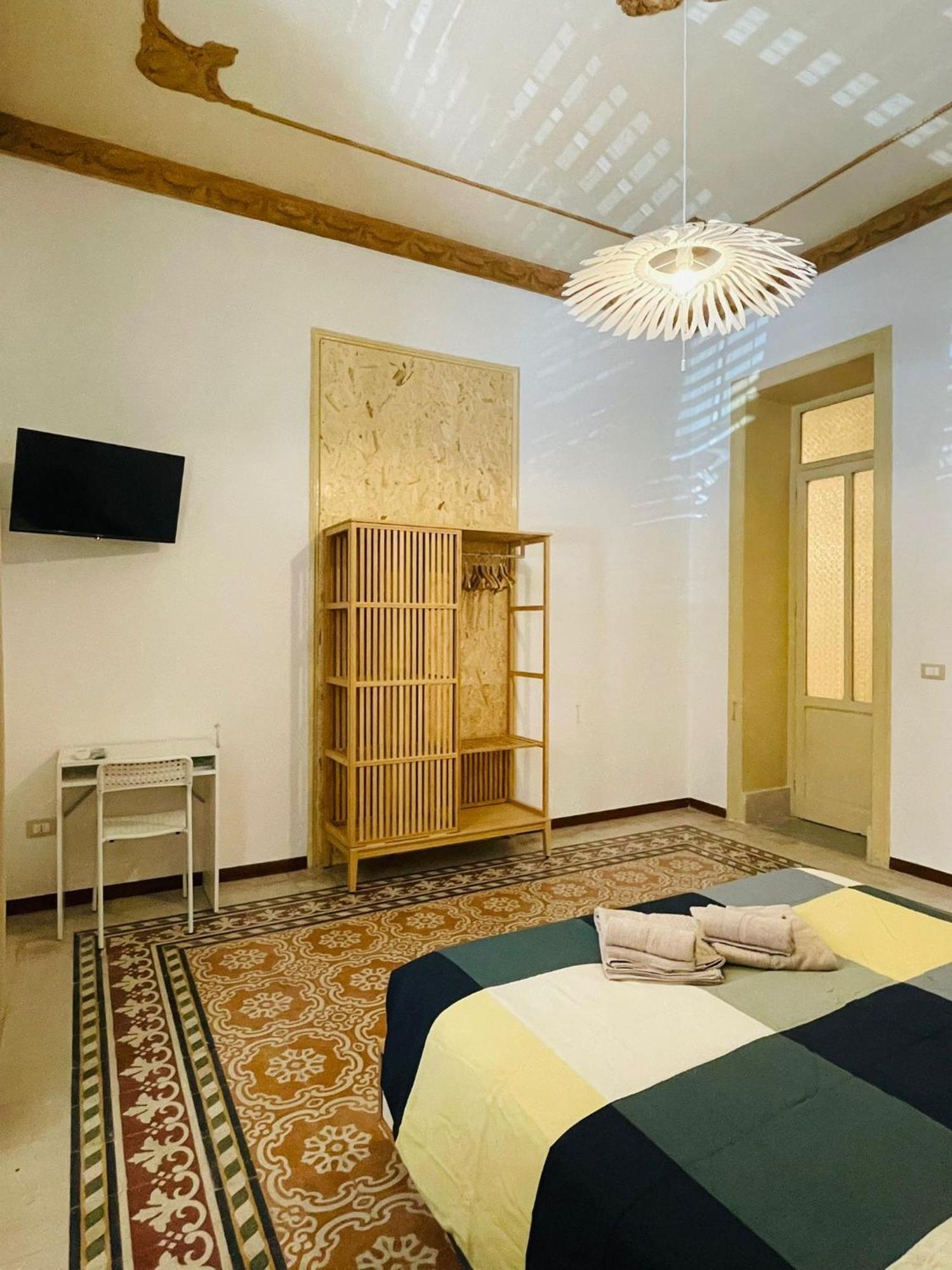 Olivuzza Rooms In Apartment Палермо Екстериор снимка